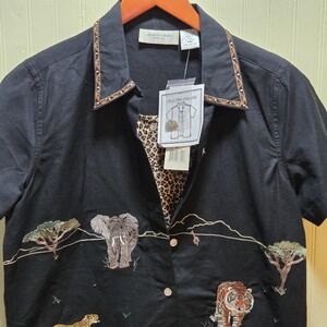 Lemon Grass Shirt Womens Petite Medium Black Safari Embroidered Short Sleeve Top